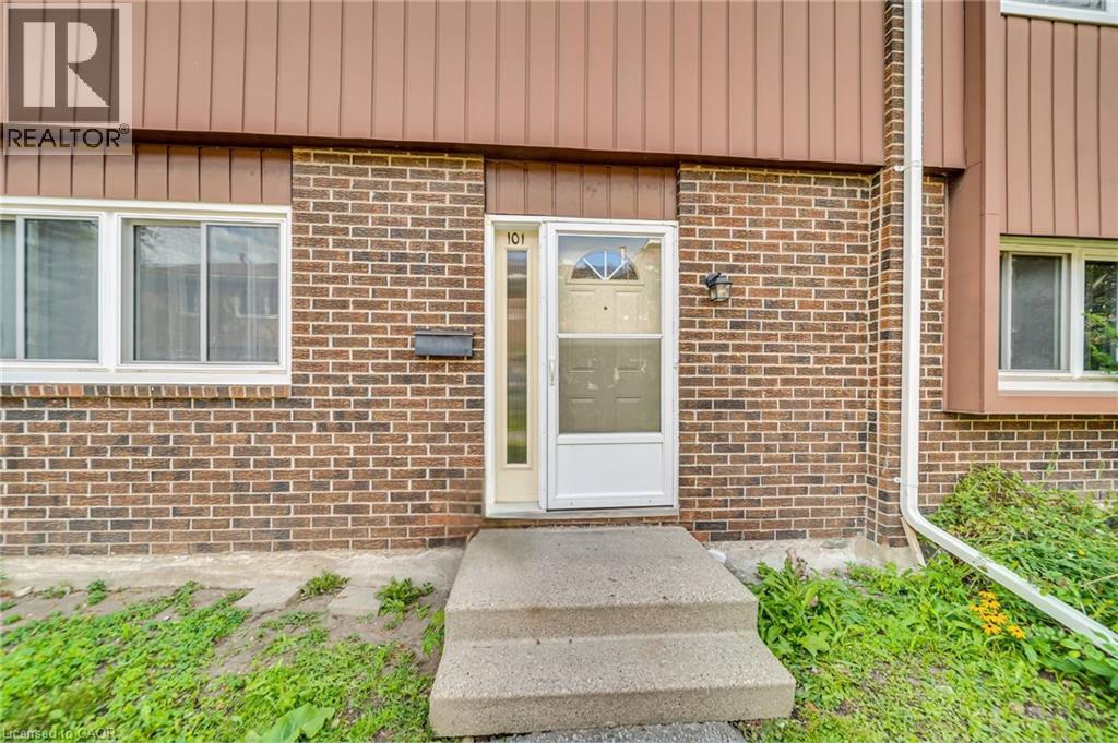 Photo 2 of 121 University Avenue E Unit 101, Waterloo ON