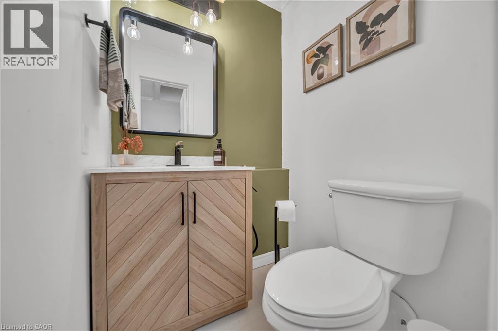 Photo 17 of 121 University Avenue E Unit 101, Waterloo ON