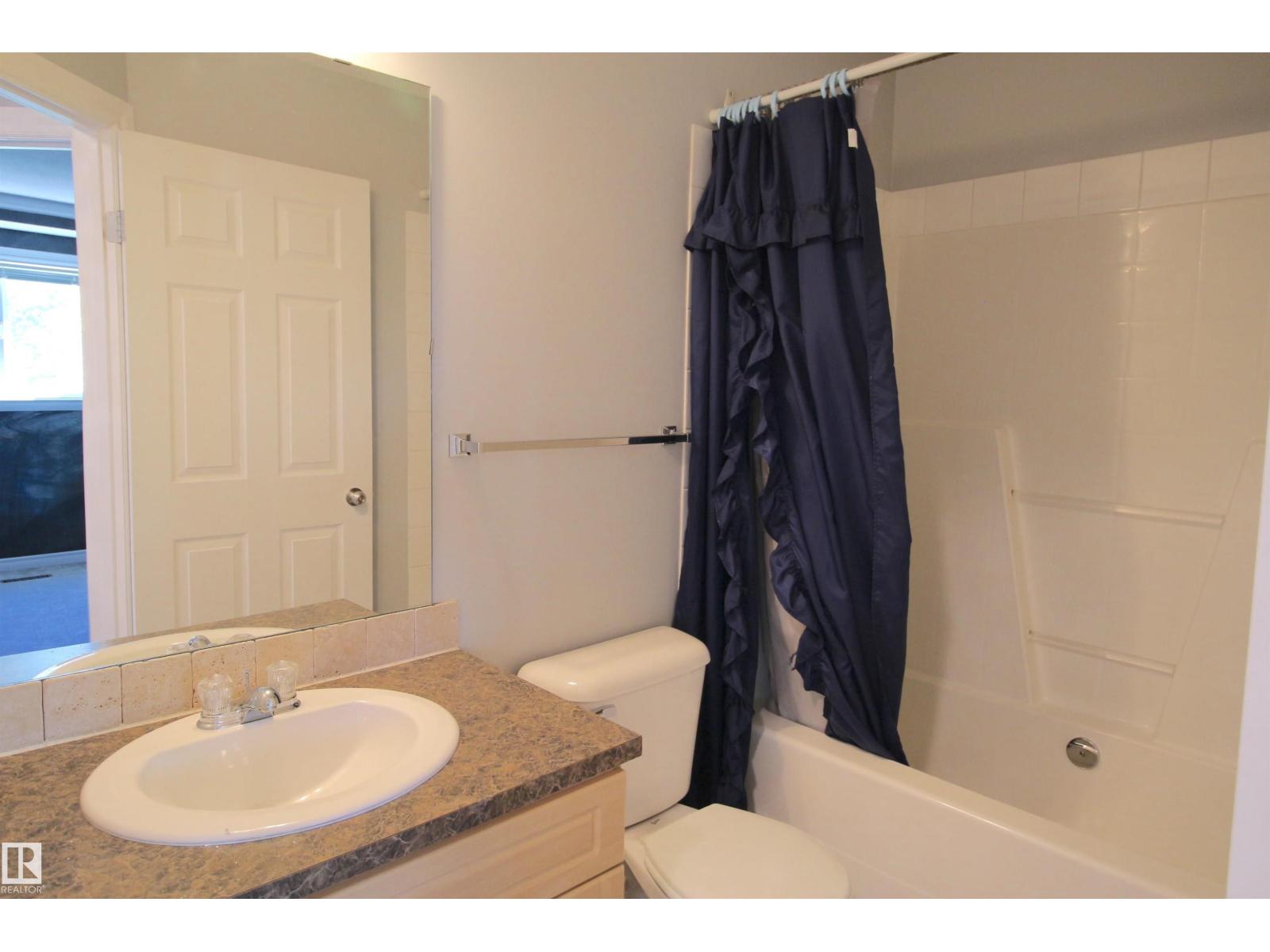 Photo 44 of 5002 52 Av, Calmar AB