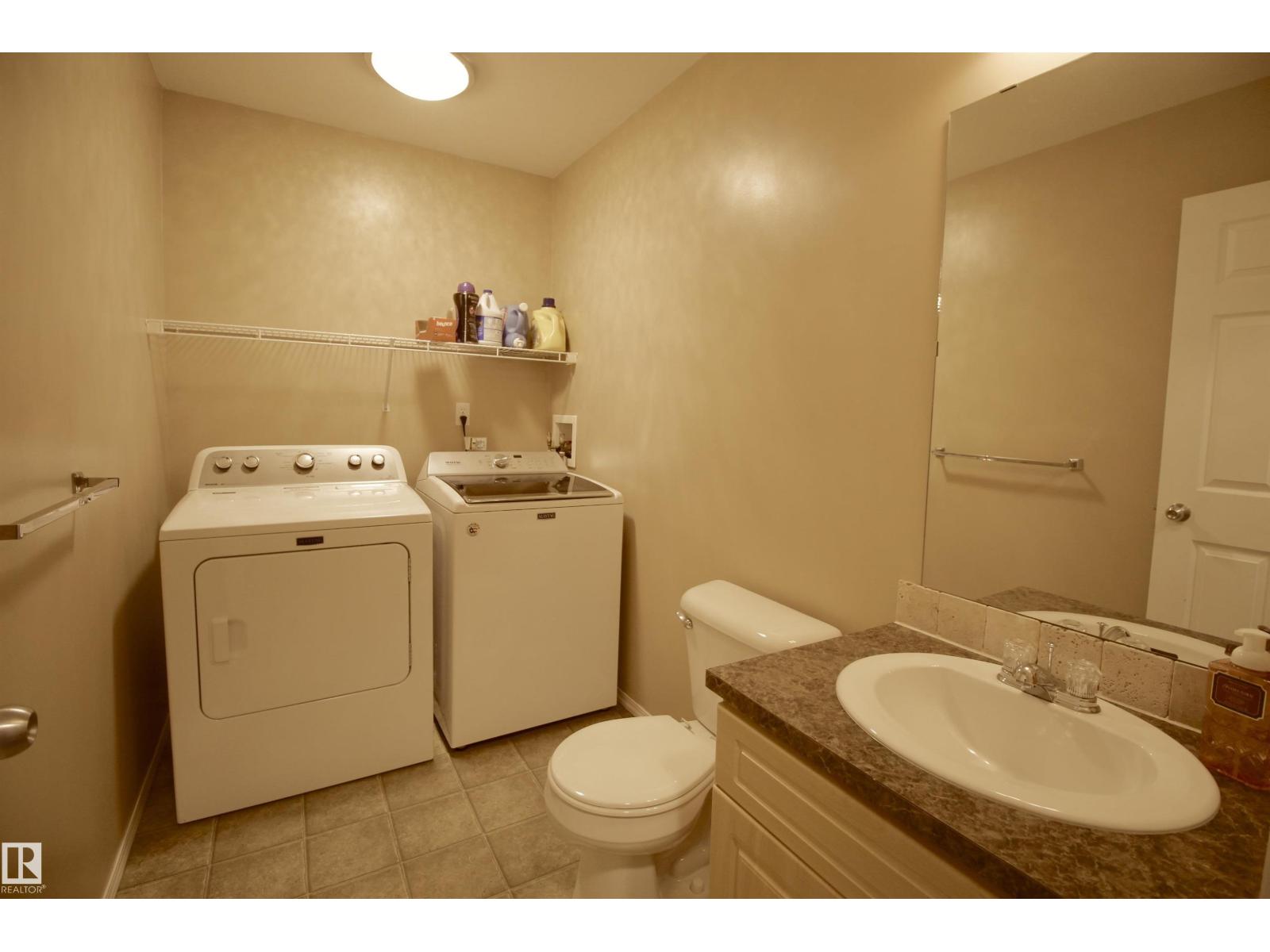 Photo 32 of 5002 52 Av, Calmar AB