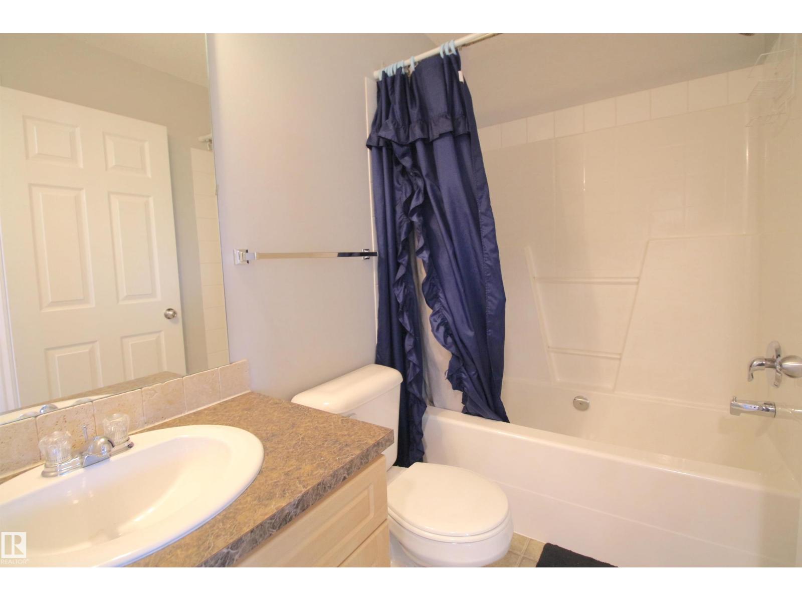 Photo 43 of 5002 52 Av, Calmar AB