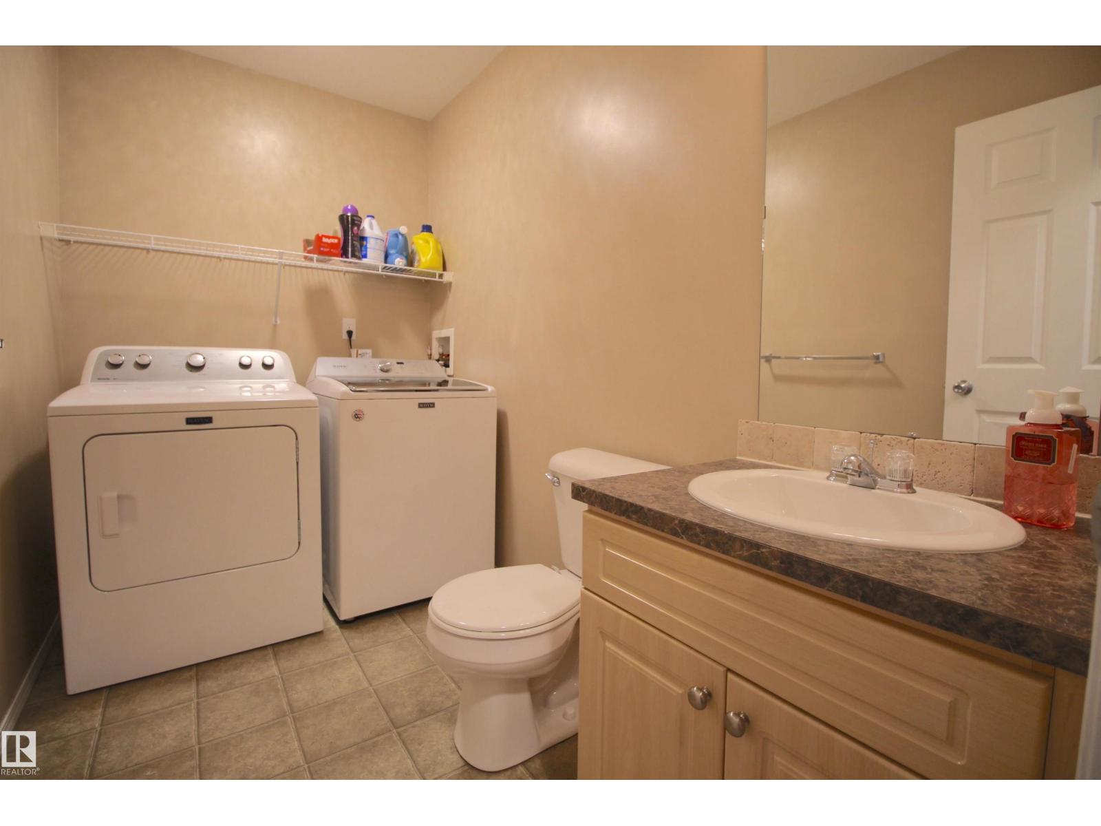 Photo 31 of 5002 52 Av, Calmar AB