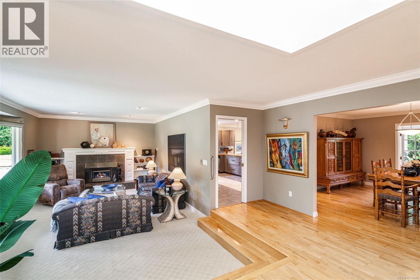 Photo 24 of 1023 Harlequin Rd, Qualicum Beach BC