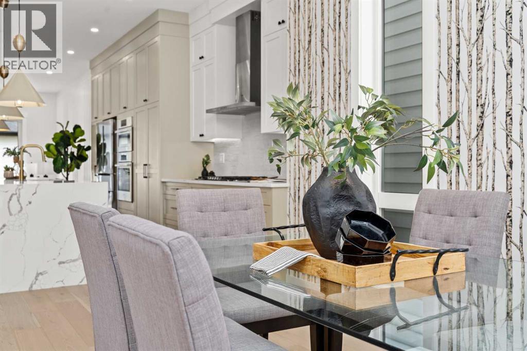 Photo 5 of 1728 19 Avenue Nw, Calgary AB
