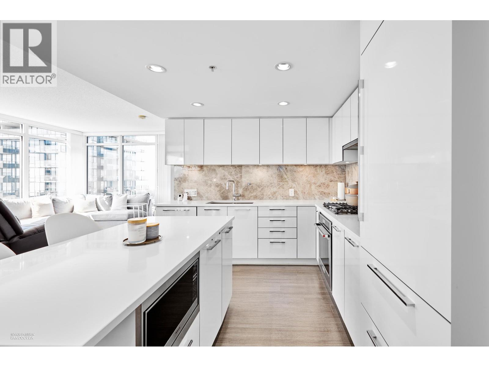 Photo 11 of 3101 6700 Dunblane Avenue, Burnaby BC