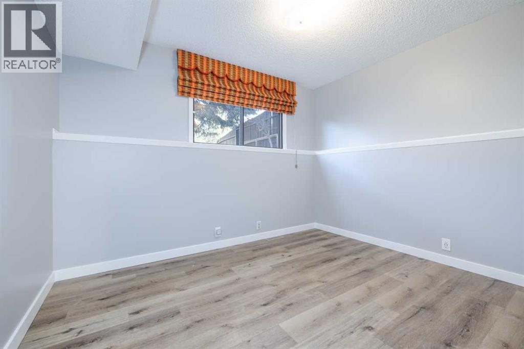 Photo 22 of 5811 Templehill Road Ne, Calgary AB