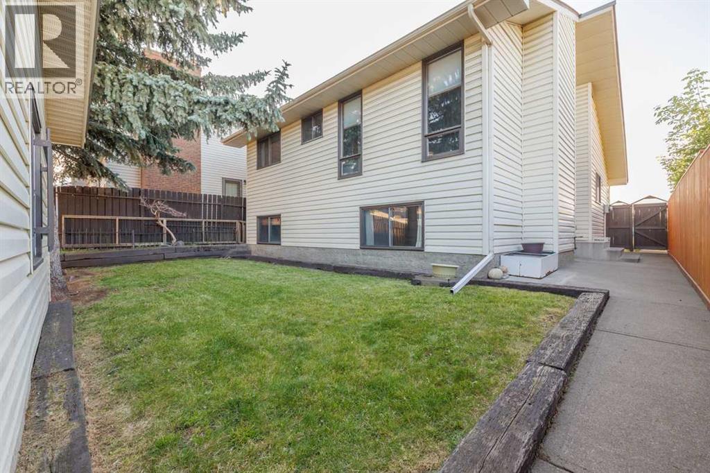 Photo 26 of 5811 Templehill Road Ne, Calgary AB