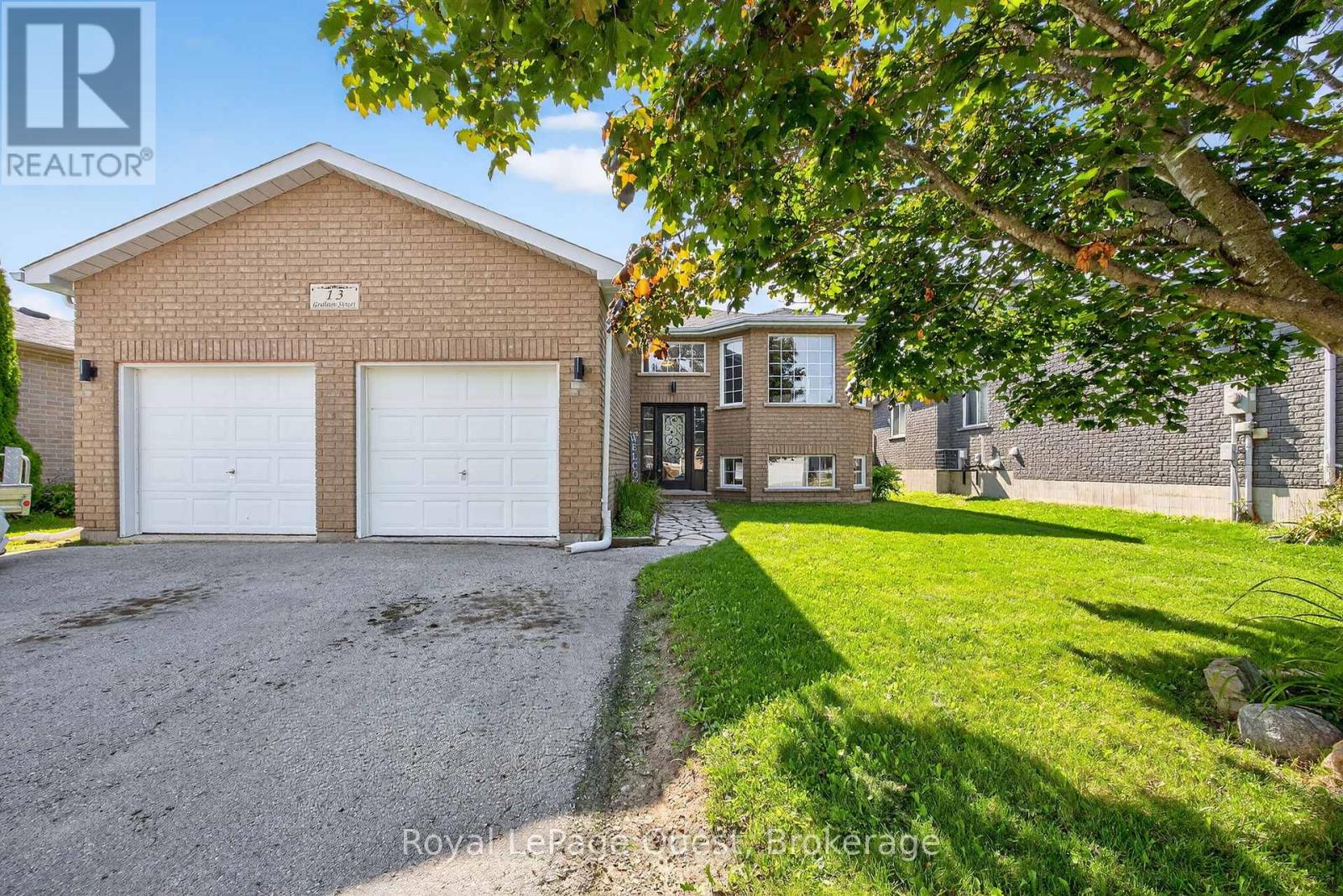 Photo 2 of 13 Graham Street, Springwater ON