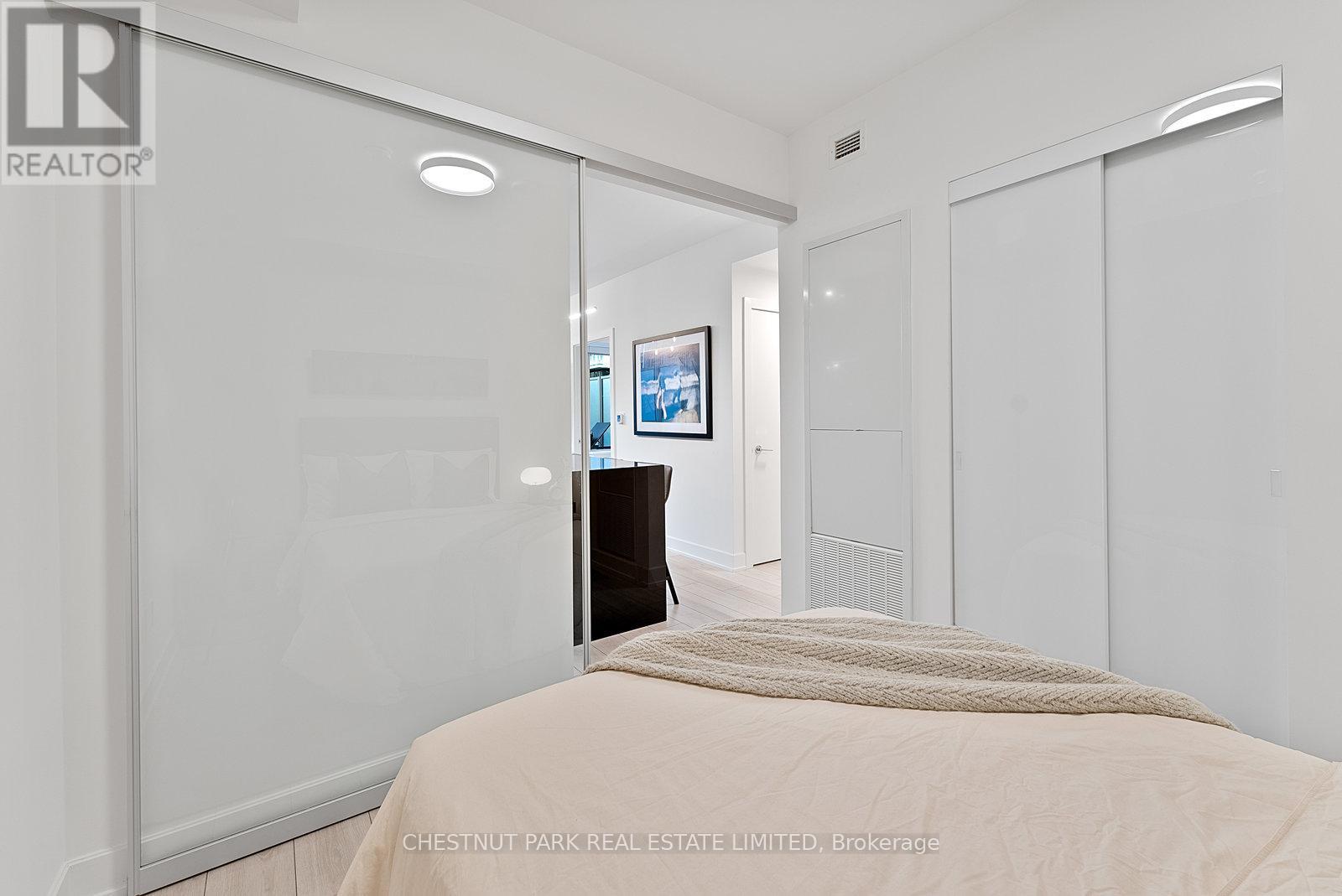 Photo 19 of 610 15 Mercer Street, Toronto ON