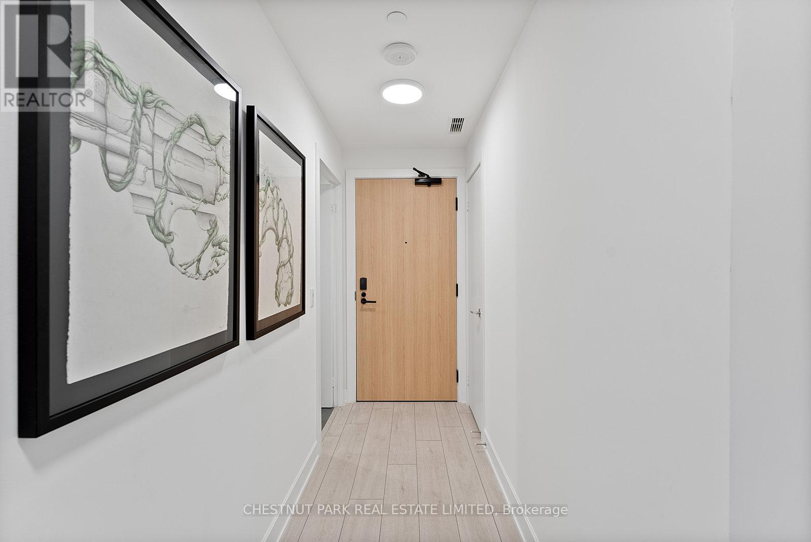 Photo 23 of 610 15 Mercer Street, Toronto ON