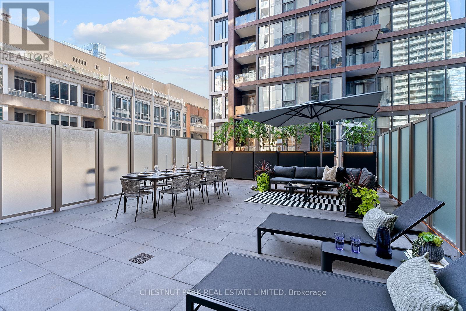 Photo 24 of 610 15 Mercer Street, Toronto ON
