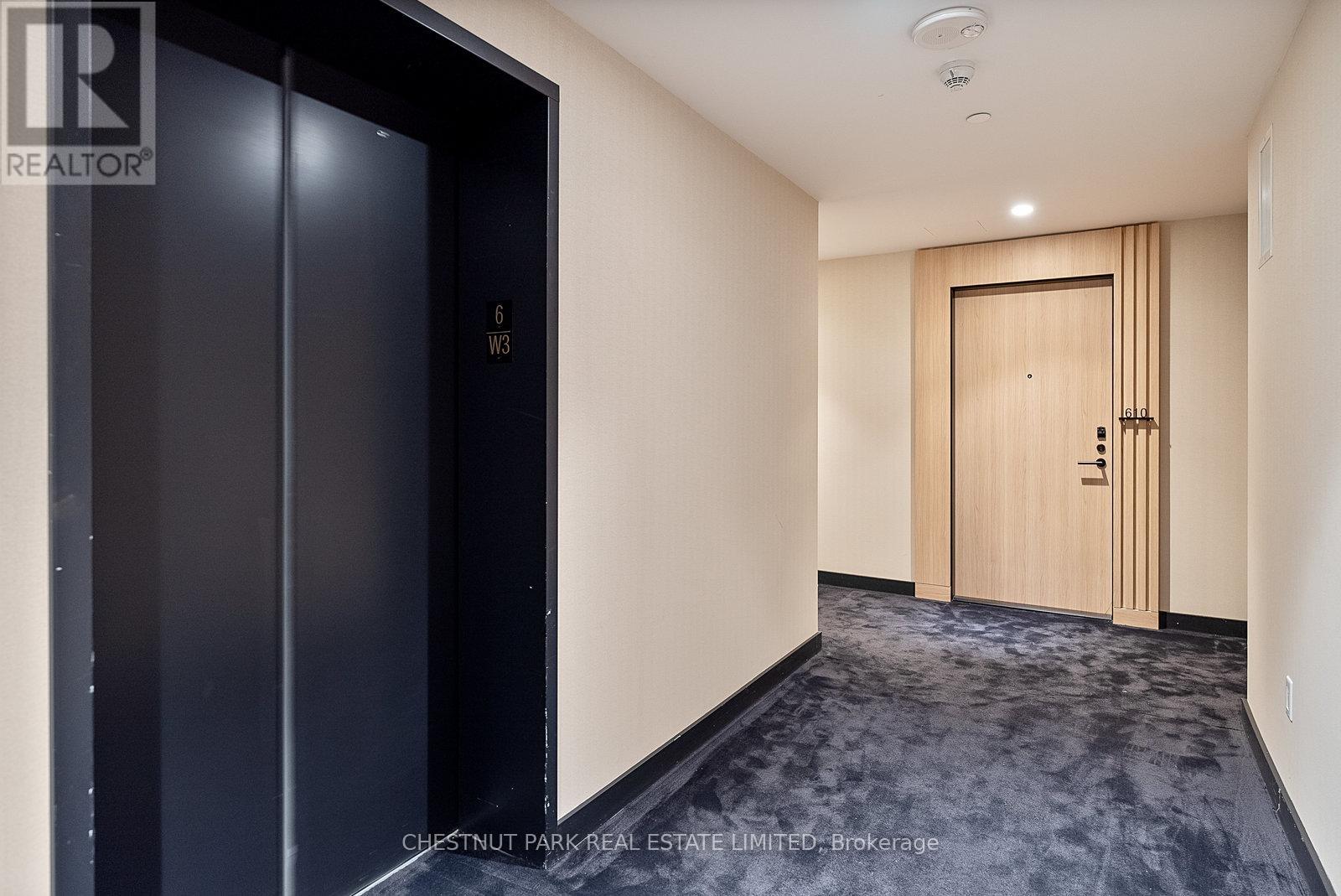 Photo 32 of 610 15 Mercer Street, Toronto ON