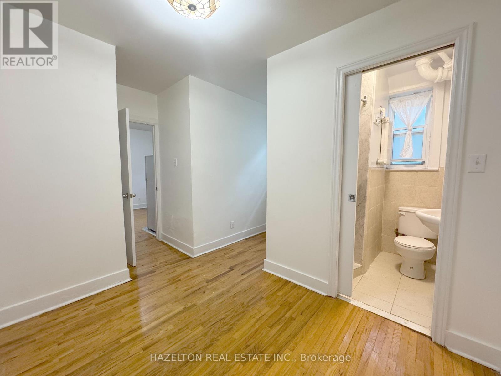 Photo 3 of 104 44 Huntley Street, Toronto ON