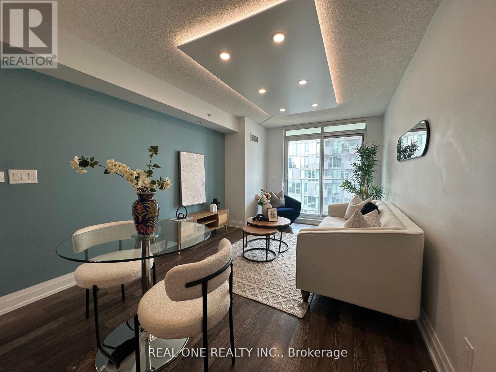 Photo 4 of W 904 565 Wilson Avenue, Toronto ON