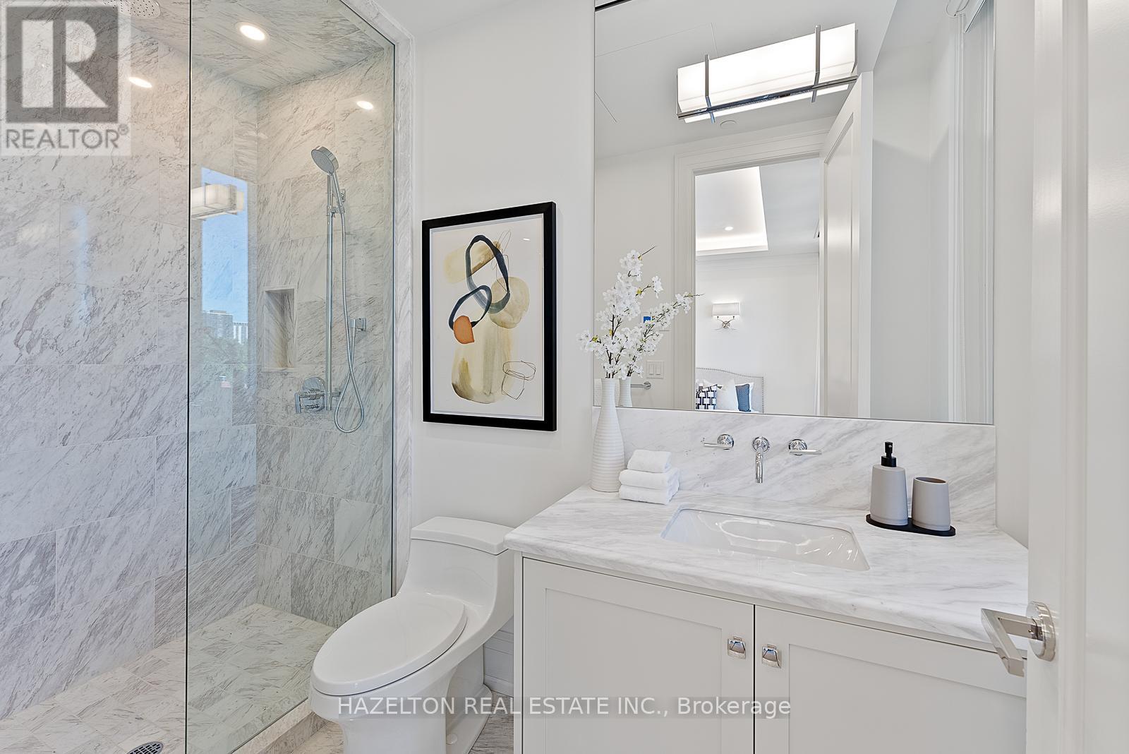 Photo 12 of 404 128 Hazelton Avenue, Toronto ON