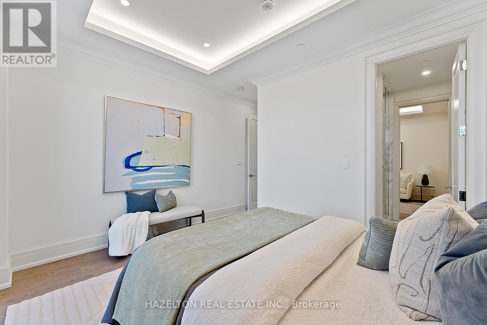 Photo 16 of 404 128 Hazelton Avenue, Toronto ON