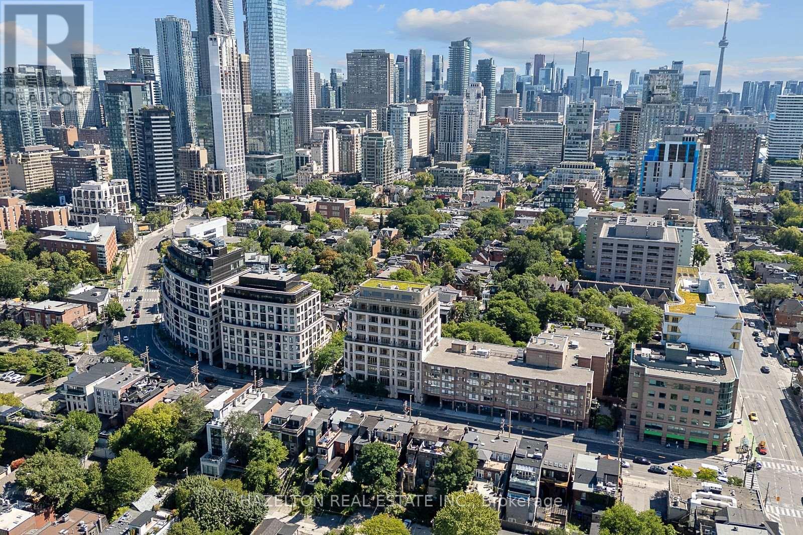 Photo 32 of 404 128 Hazelton Avenue, Toronto ON