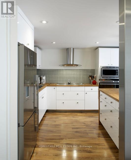 Photo 12 of 507 164 Cumberland Street, Toronto ON
