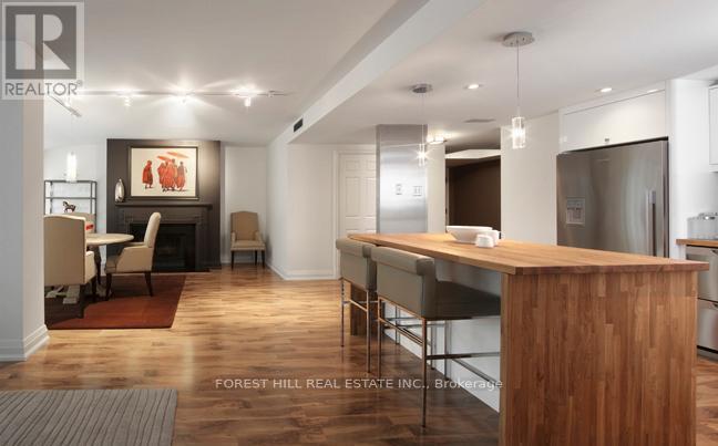 Photo 7 of 507 164 Cumberland Street, Toronto ON