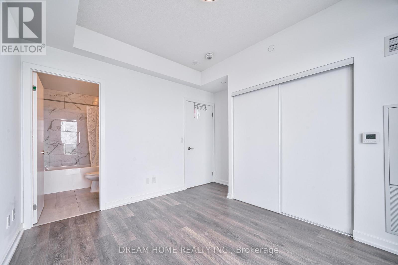 Photo 31 of 2208 32 Forest Manor Road, Toronto ON