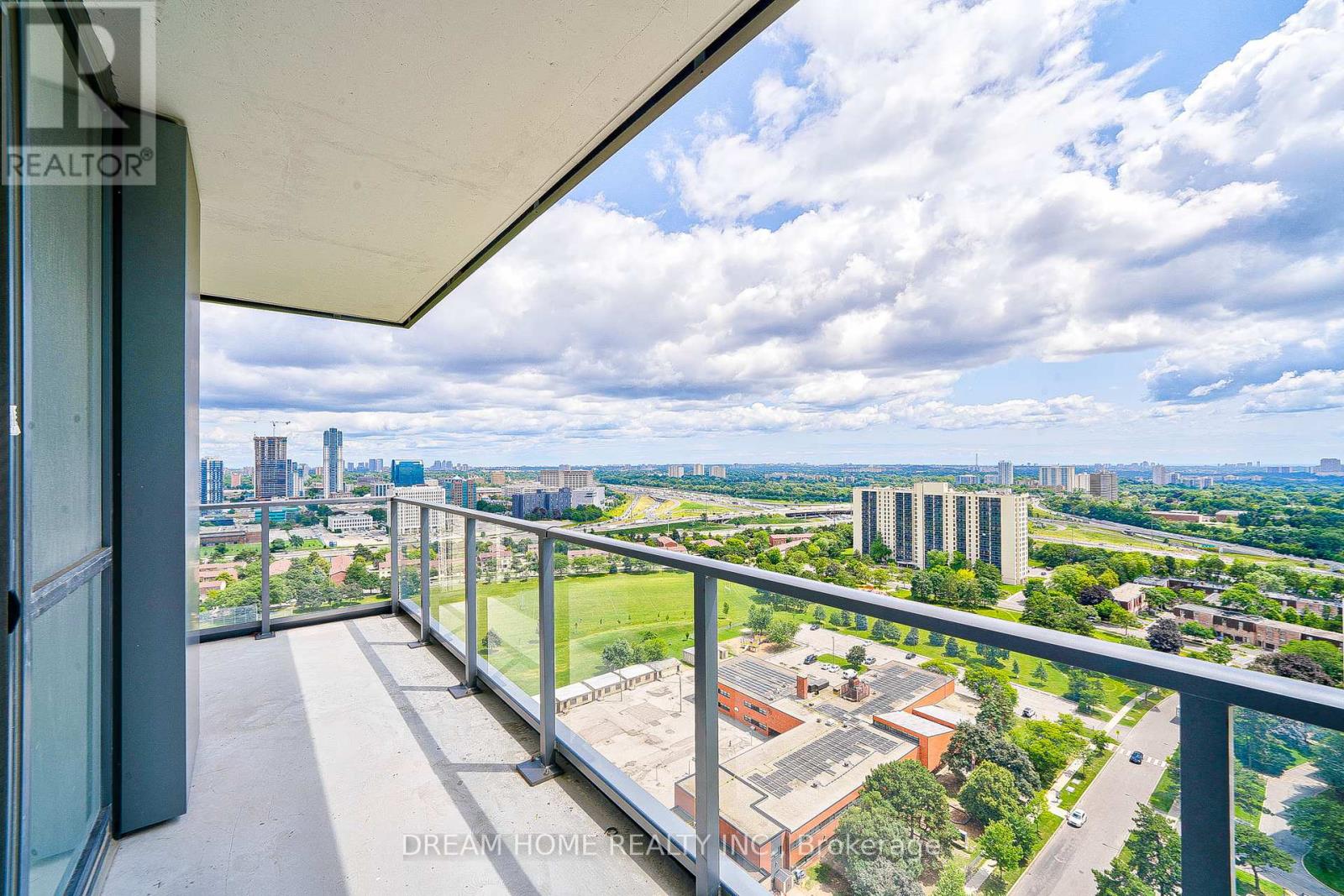 Photo 38 of 2208 32 Forest Manor Road, Toronto ON