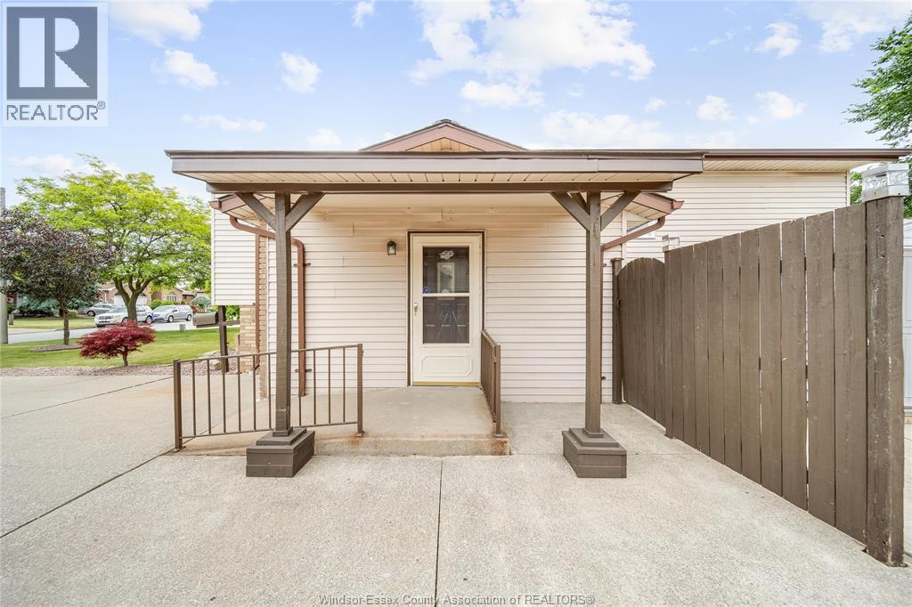 Photo 38 of 1130 Stanley Street, Windsor ON