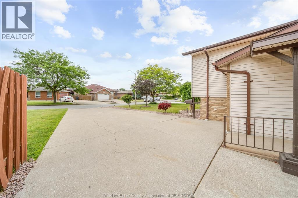 Photo 39 of 1130 Stanley Street, Windsor ON