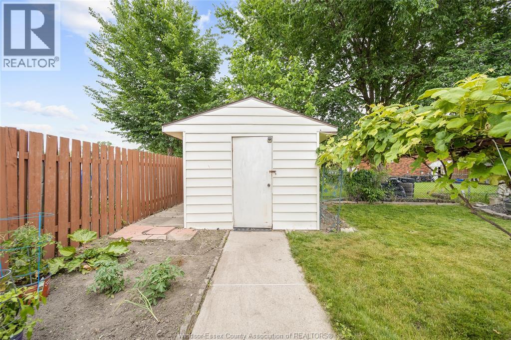 Photo 42 of 1130 Stanley Street, Windsor ON