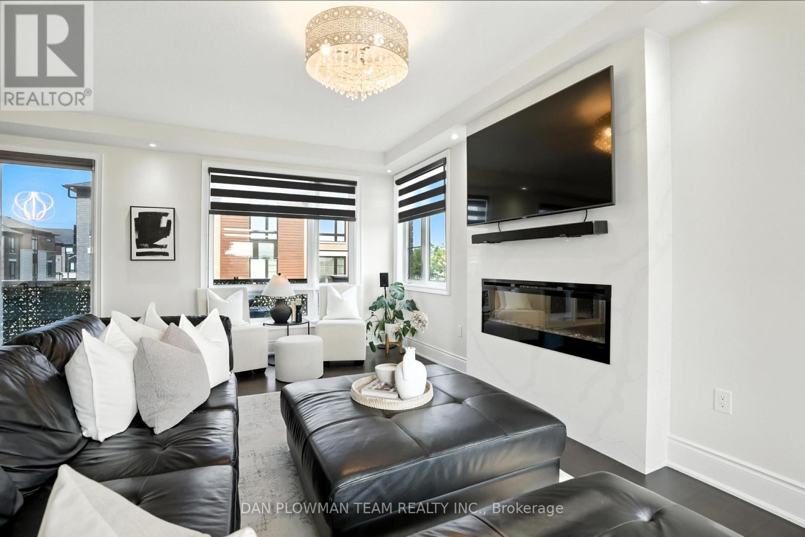 Photo 22 of 6703 Thickson Road N, Whitby ON