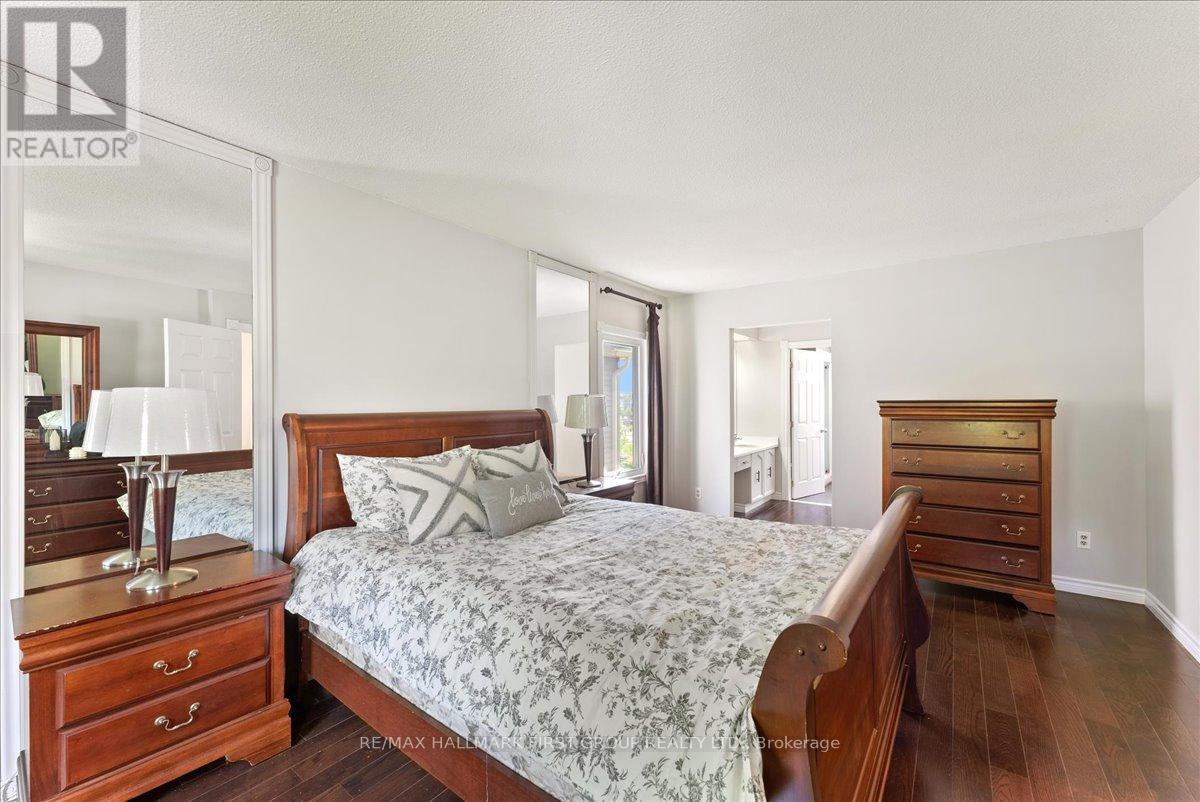 Photo 18 of 2098 Liverpool Road, Pickering ON