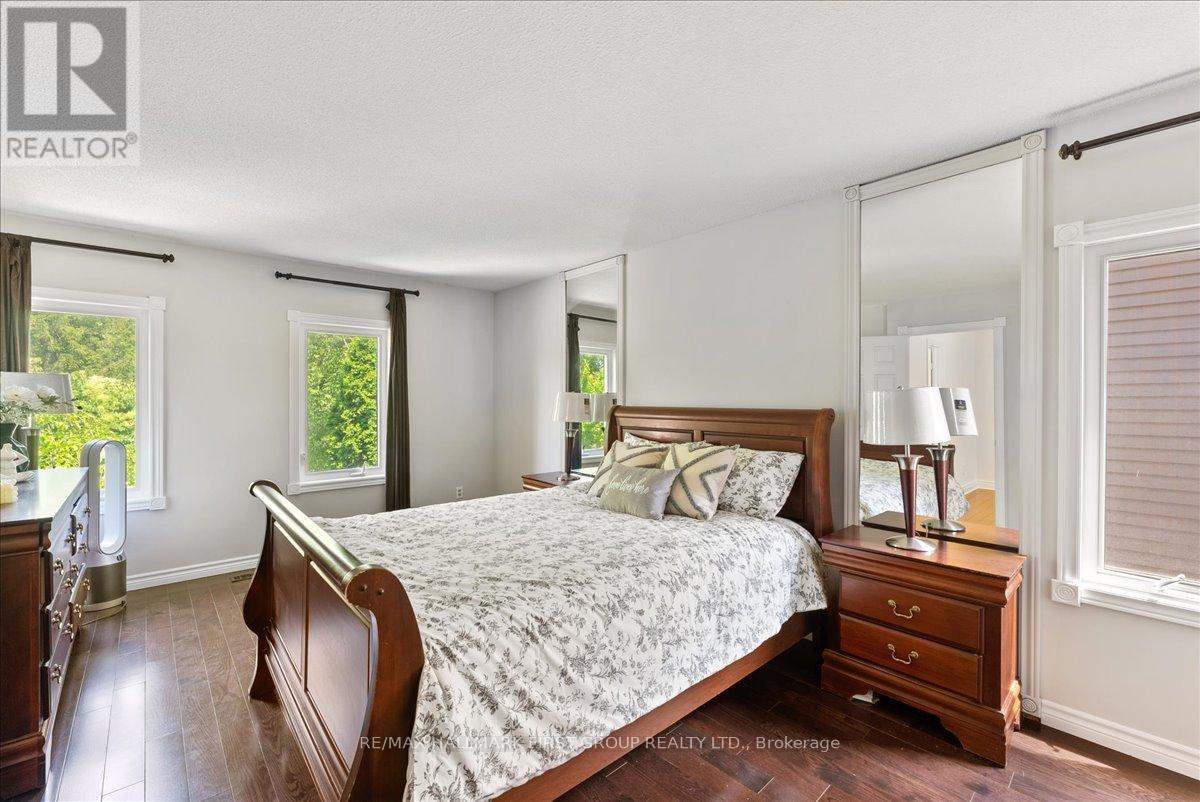Photo 19 of 2098 Liverpool Road, Pickering ON