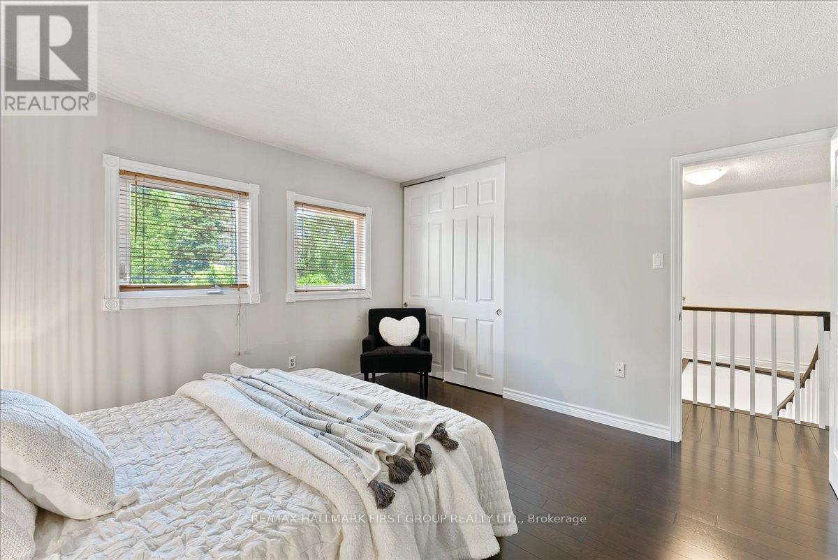 Photo 21 of 2098 Liverpool Road, Pickering ON