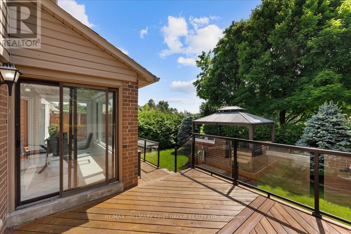Photo 28 of 2098 Liverpool Road, Pickering ON