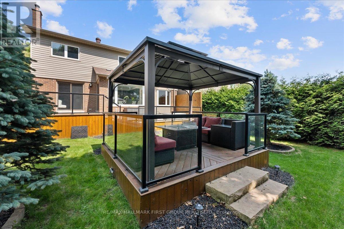 Photo 30 of 2098 Liverpool Road, Pickering ON