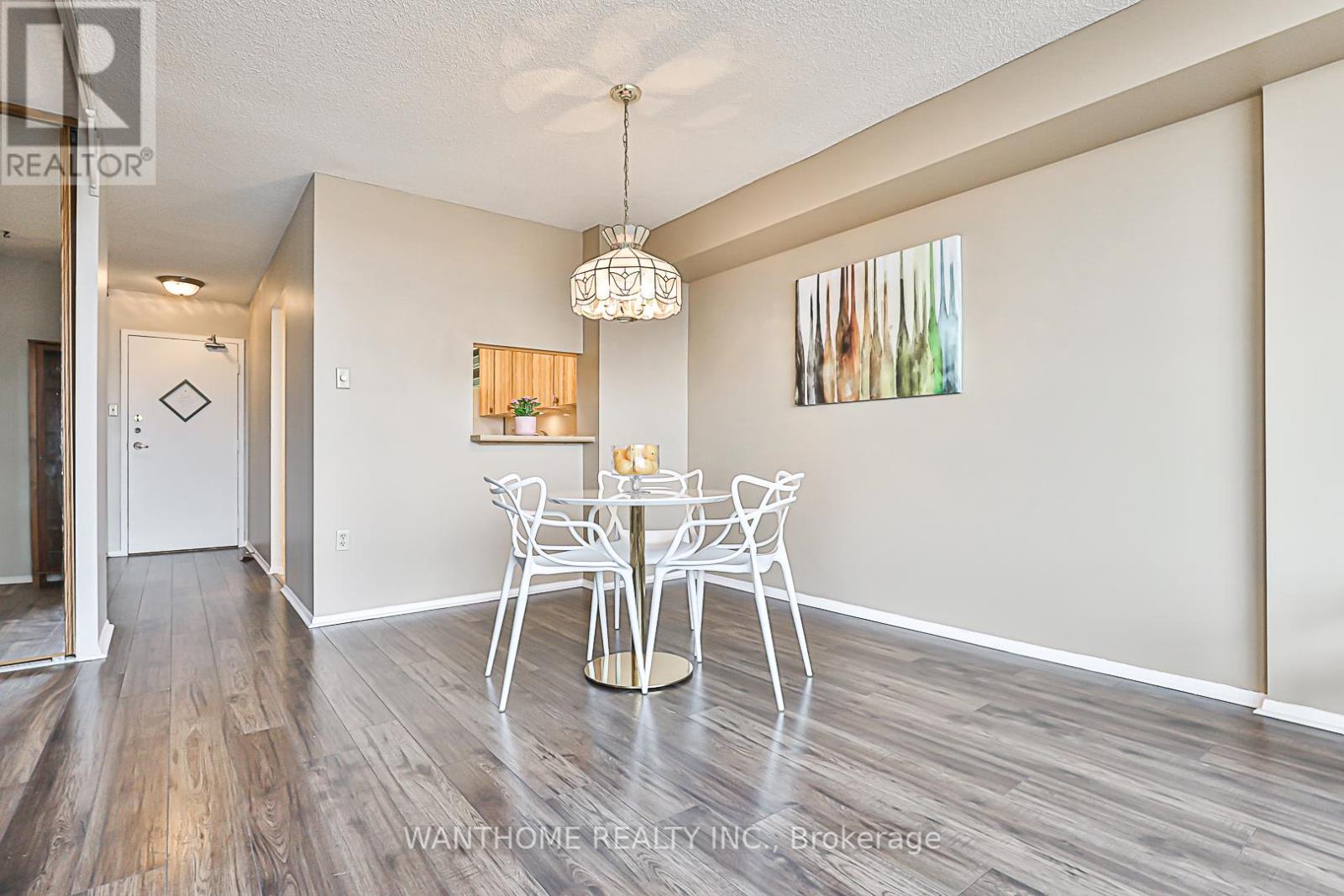 Photo 4 of 801 2365 Kennedy Road, Toronto ON