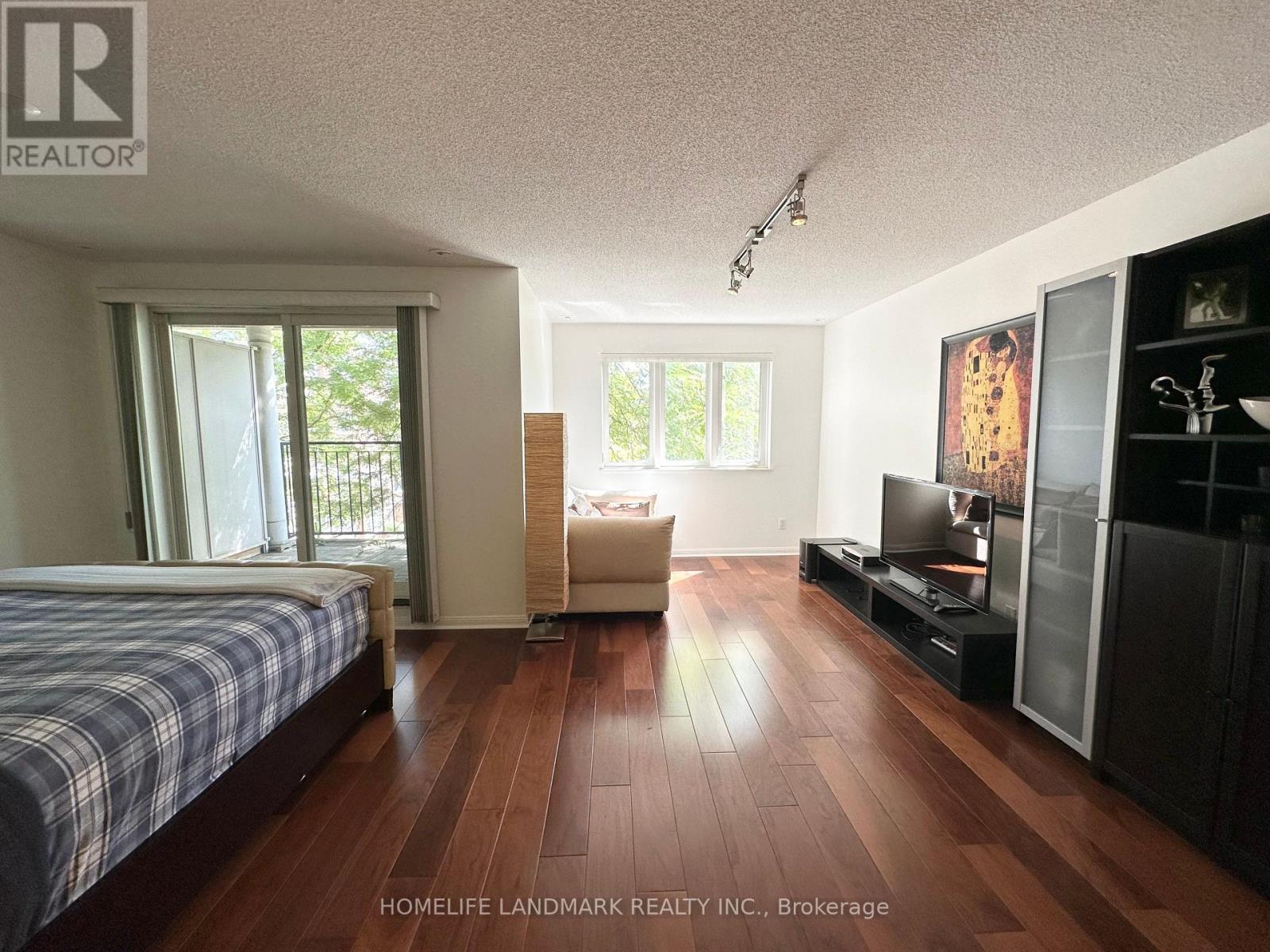 Photo 12 of 558 1881 Mcnicoll Avenue, Toronto ON