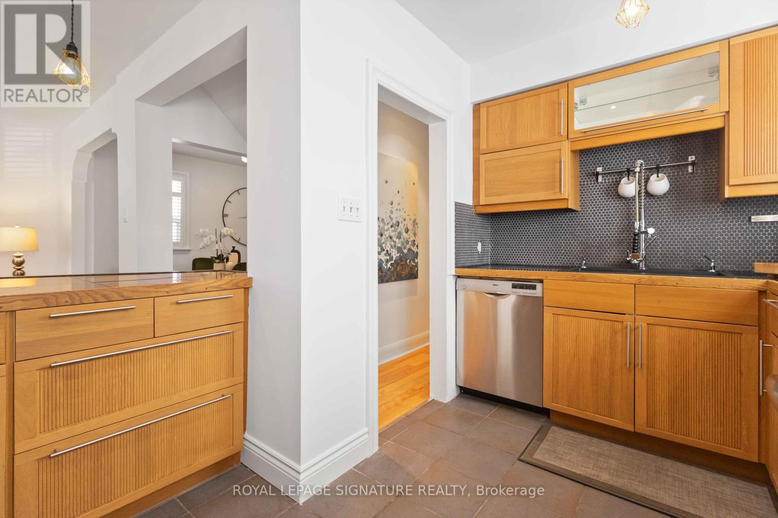 Photo 11 of 83 Harewood Avenue, Toronto ON