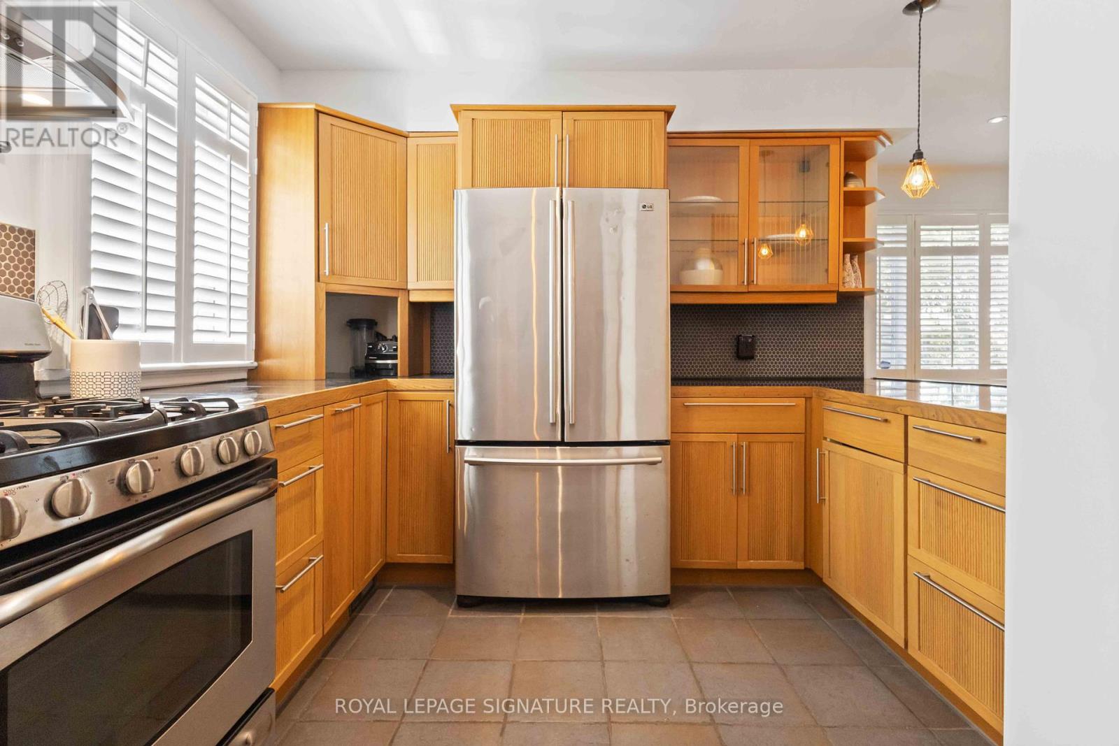 Photo 12 of 83 Harewood Avenue, Toronto ON