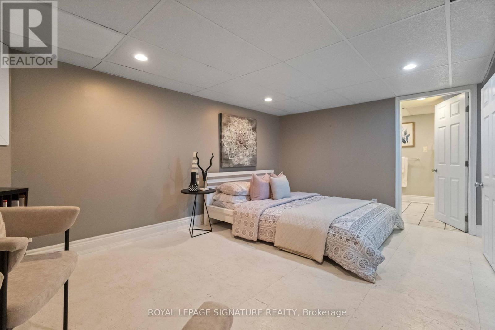 Photo 24 of 83 Harewood Avenue, Toronto ON