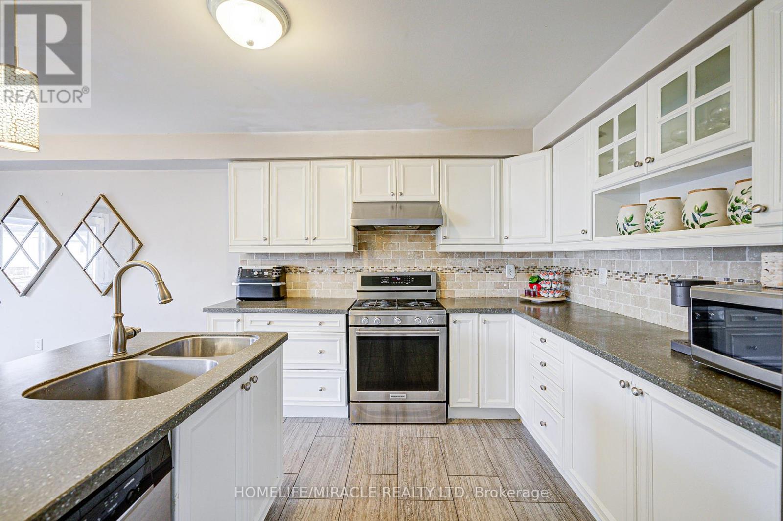 Photo 11 of 56 Hayman Street, Clarington ON