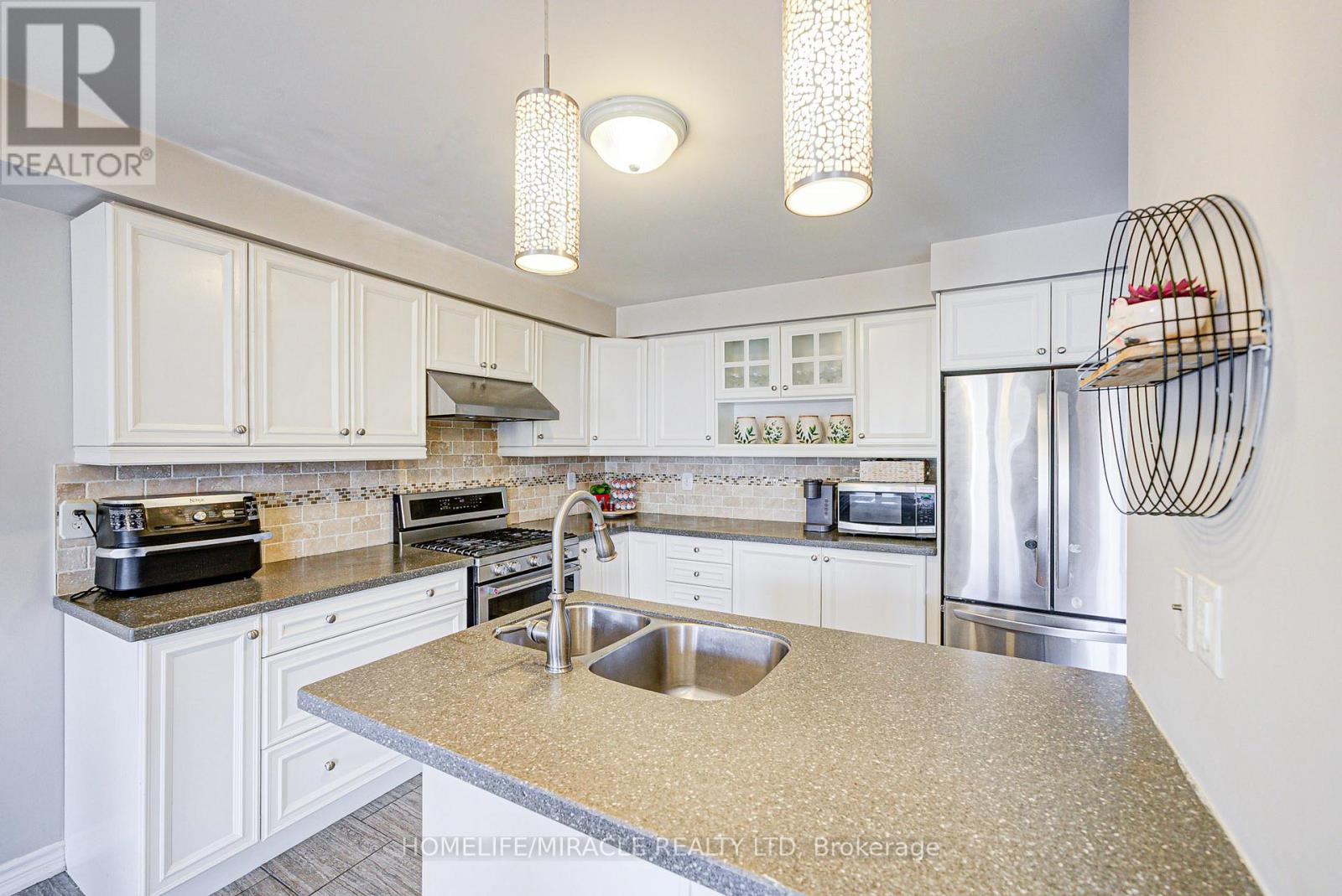 Photo 12 of 56 Hayman Street, Clarington ON