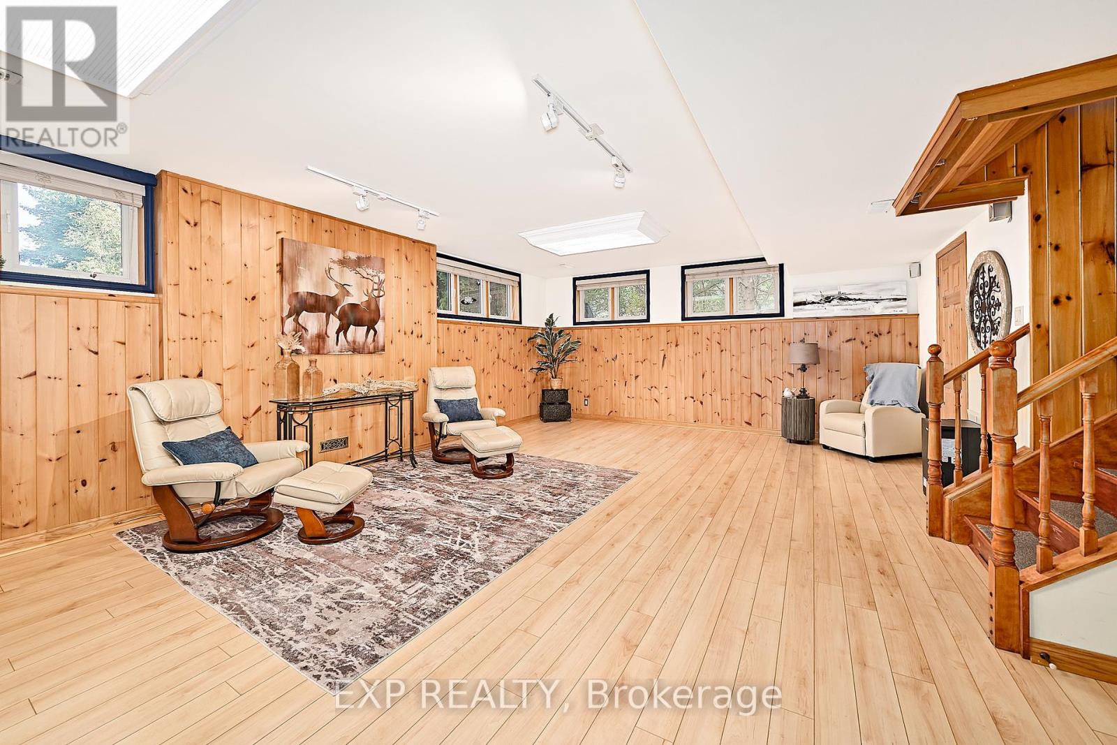 Photo 31 of 147 Aldred Drive, Scugog ON