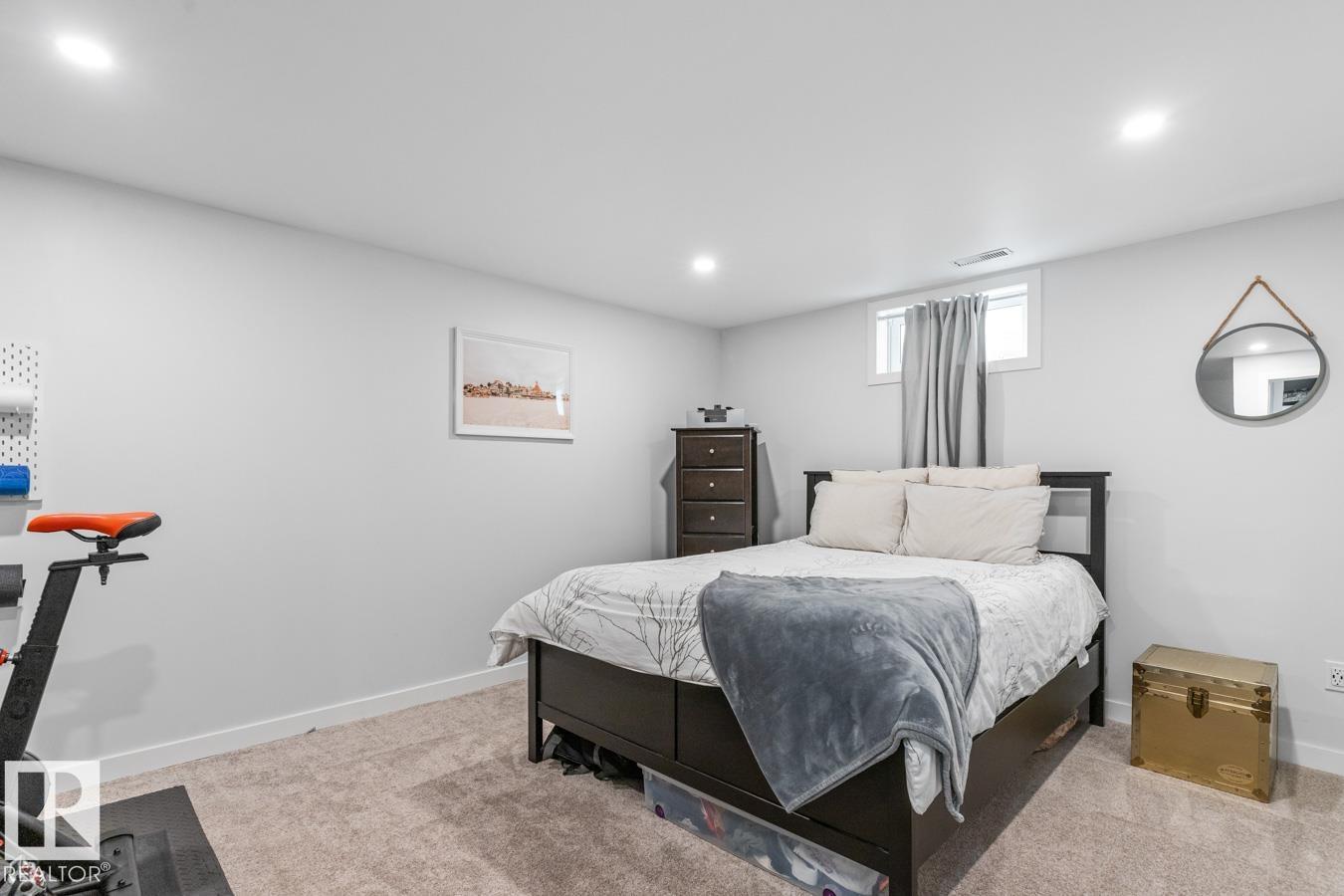 Photo 29 of 8910 162 St Nw, Edmonton AB