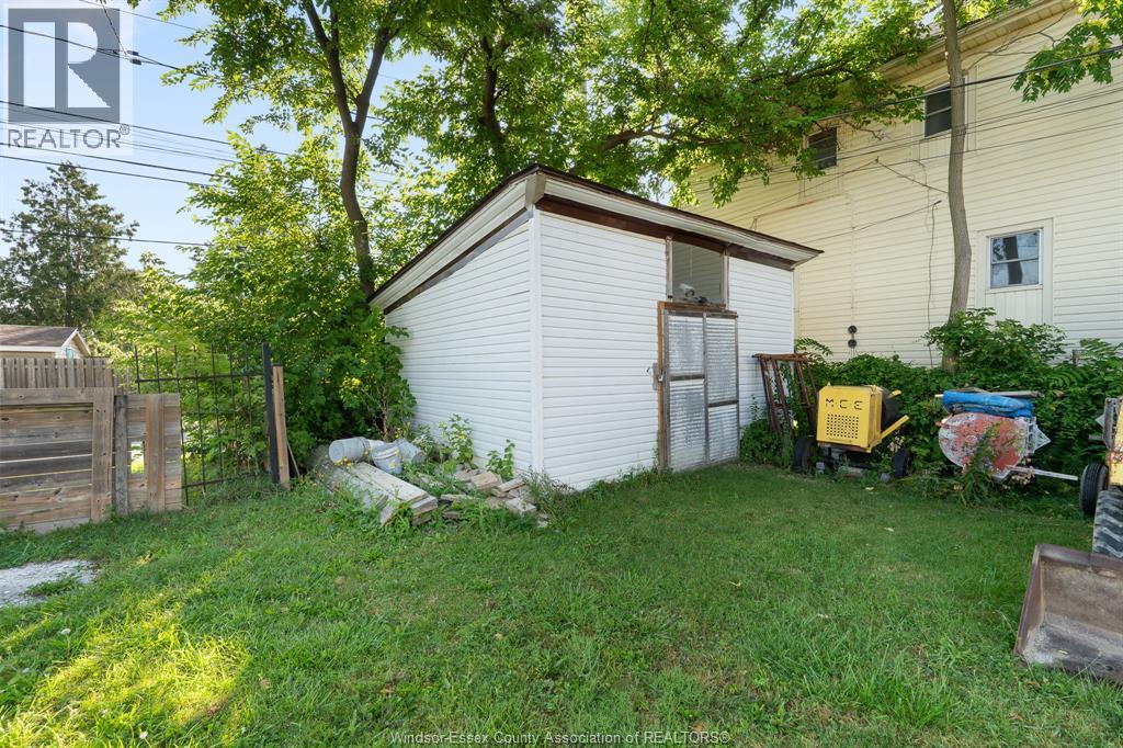 Photo 5 of 672 Langlois, Windsor ON
