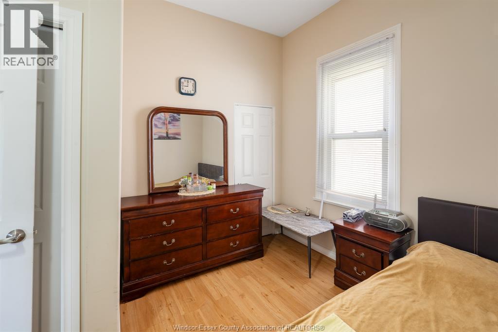 Photo 16 of 672 Langlois, Windsor ON