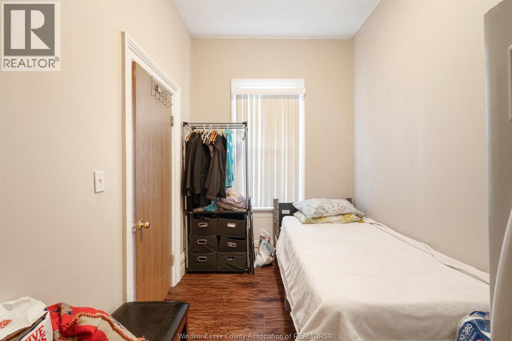 Photo 14 of 672 Langlois, Windsor ON