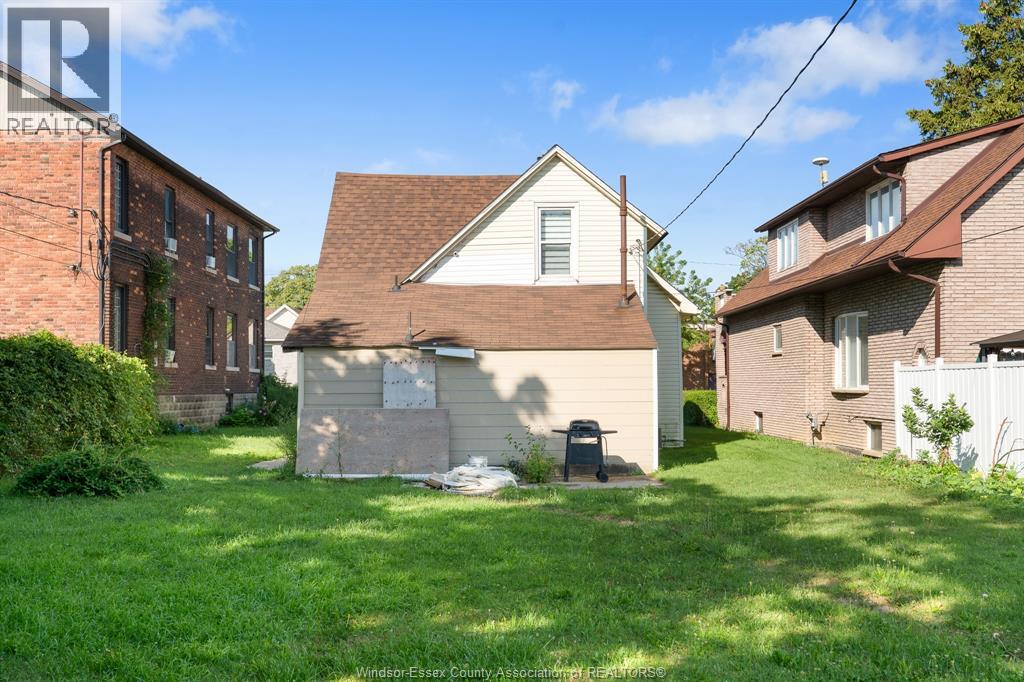 Photo 24 of 672 Langlois, Windsor ON