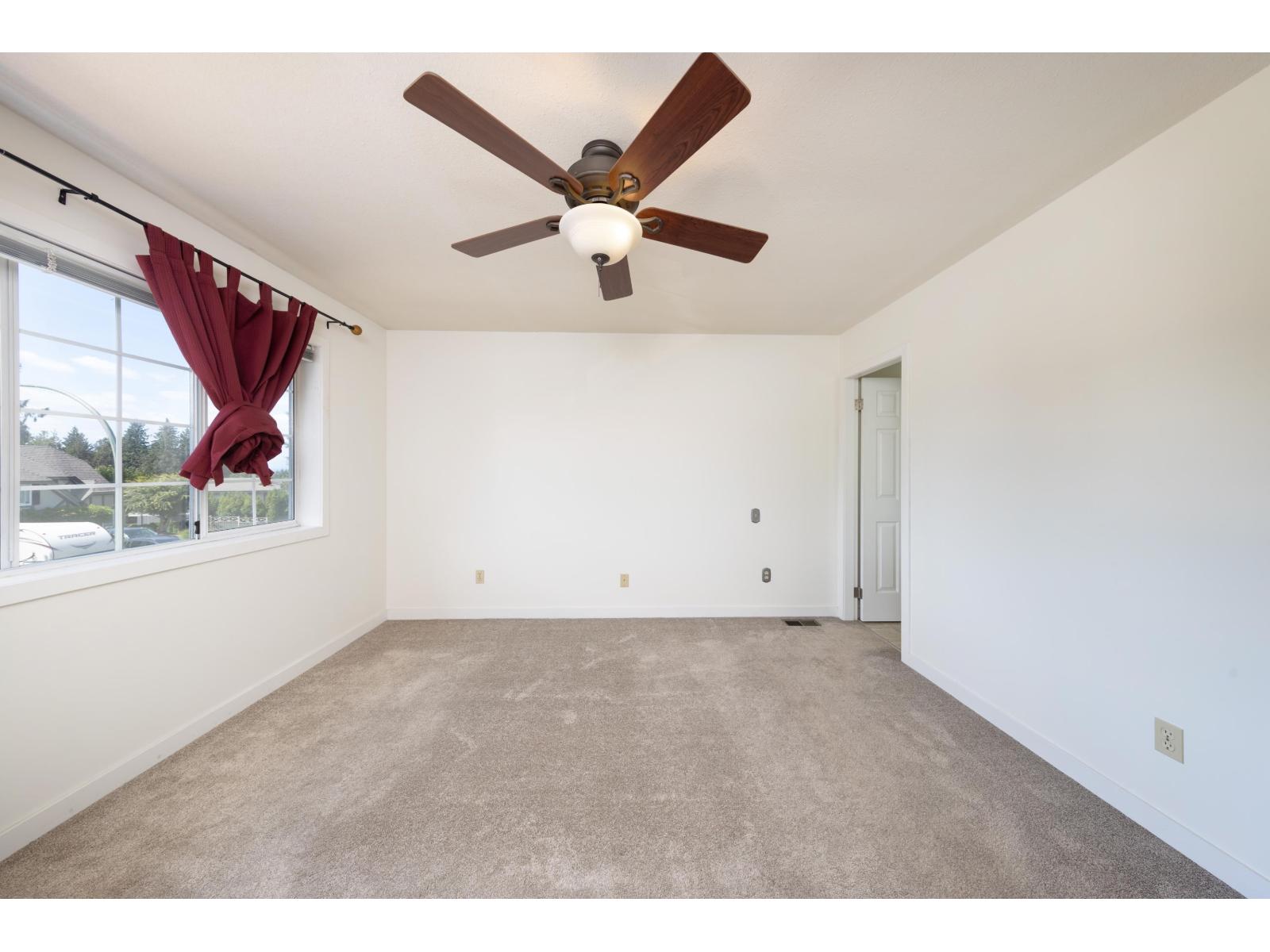 Photo 36 of 2138 Essex Drive, Abbotsford BC