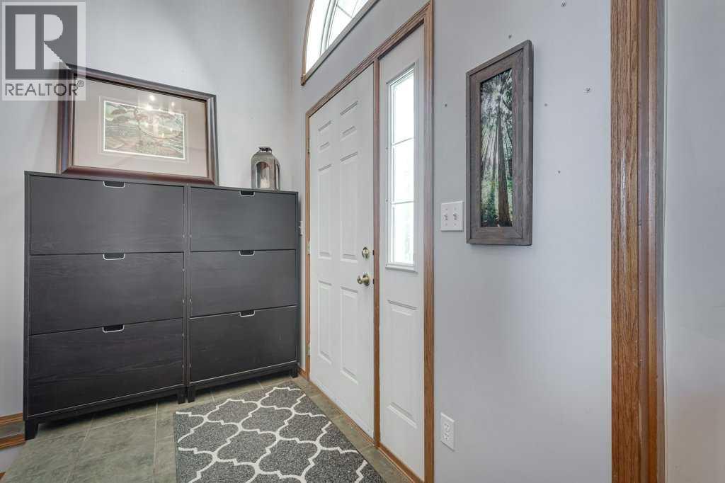 Photo 5 of 6215 58 Street, Rocky Mountain House AB