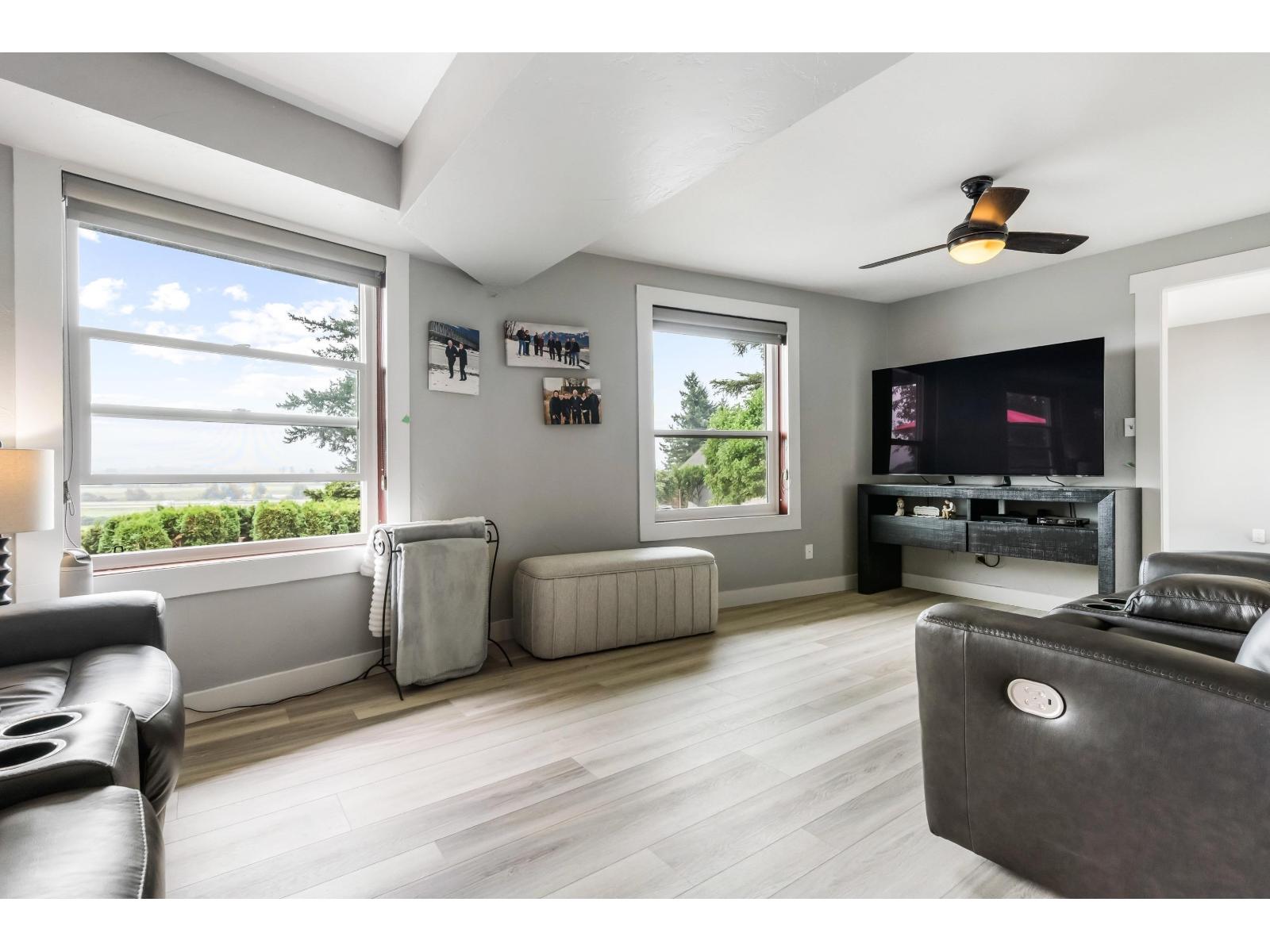 Photo 7 of 35329 Rockwell Drive, Abbotsford BC